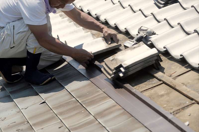 数々の屋根材と地域にあった施工方法でさまざまな屋根工事をおこなっています
